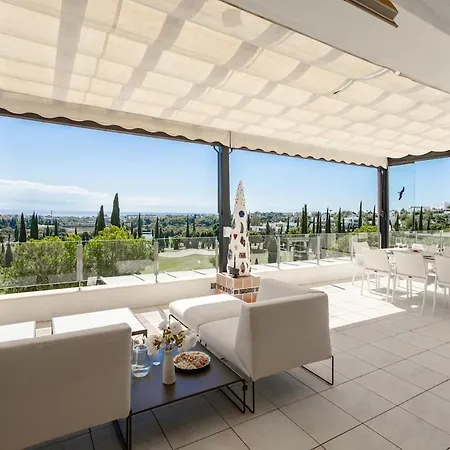 The Skyline 3 Bd Penthouse - Flamingos Apartament *
