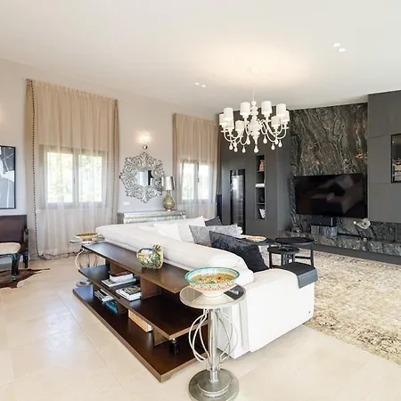 The Skyline 3 Bd Penthouse - Flamingos Lägenhet Estepona