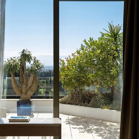 The Skyline 3 Bd Penthouse - Flamingos Apartament
