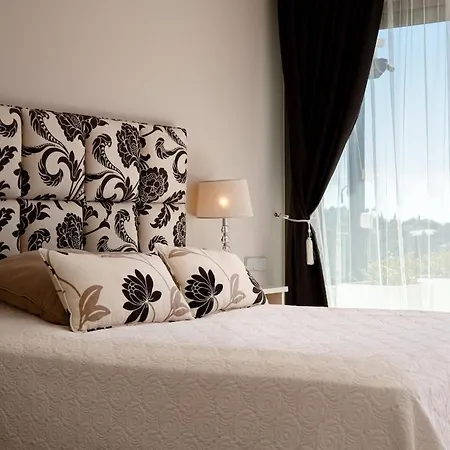 The Skyline 3 Bd Penthouse - Flamingos Apartament *